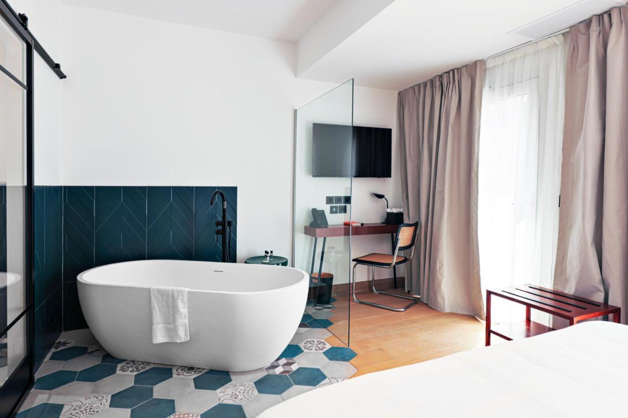 Victoria Boutique Hotel آركاشو المظهر الخارجي الصورة